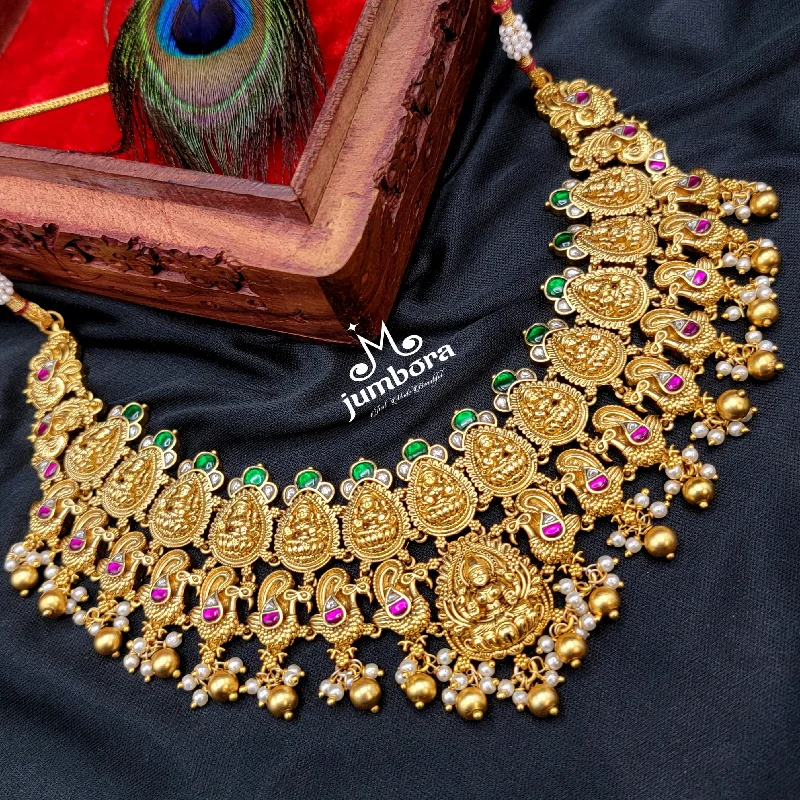 women's diamond necklaces-Royal Lakshmi Nakshi Kundan Jadau Temple Jewelry Necklace