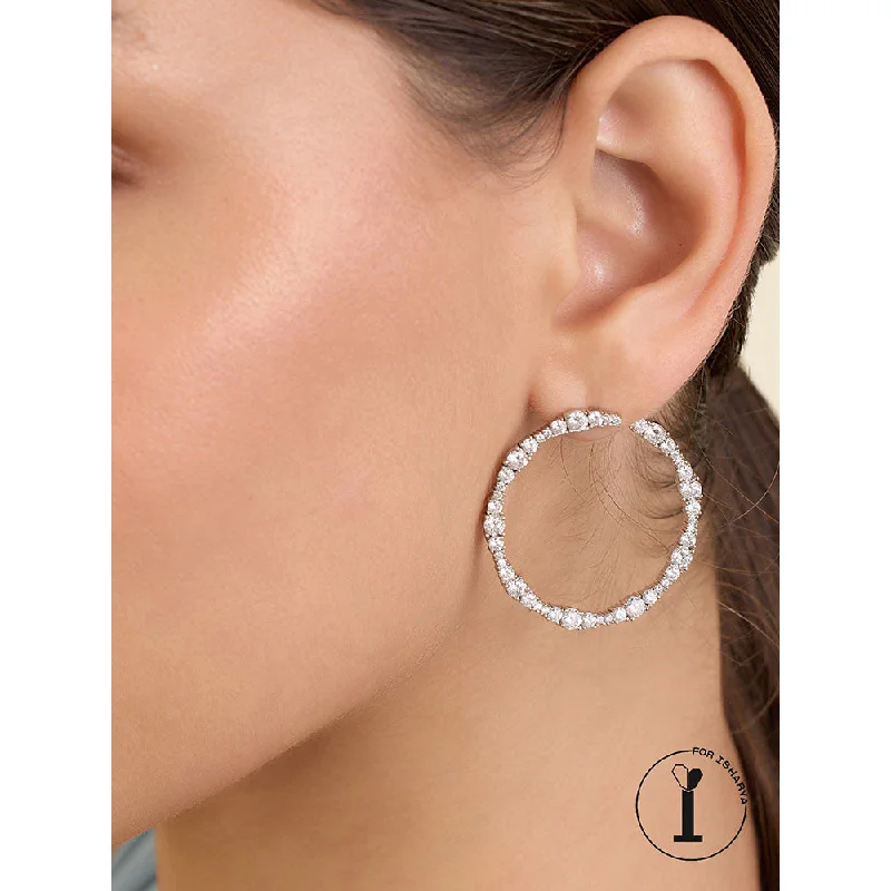 women's feather earrings-Isharya Silver Circle Hoops In Rhodium Plated