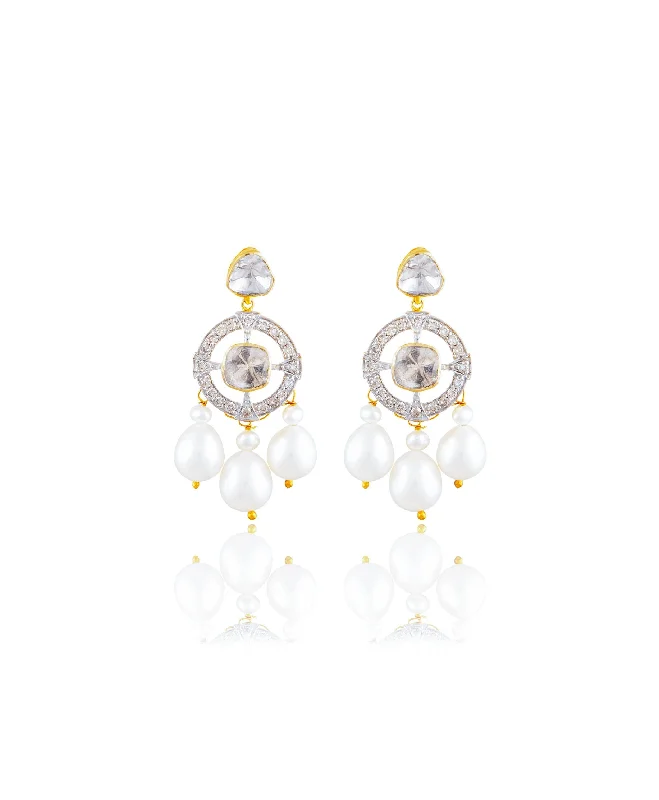 women's platinum earrings-Yukta Polki And Diamond Long Earrings