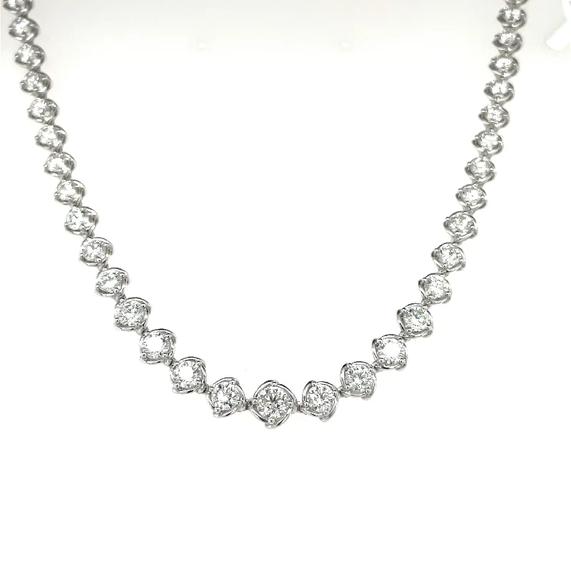 women's silver necklaces-Lady's White 18 Karat Necklace with Diamonds