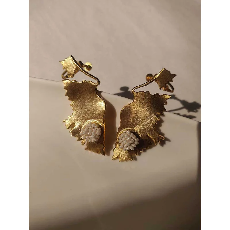 women's feather earrings-Aarjavee Gold Awe Earrings