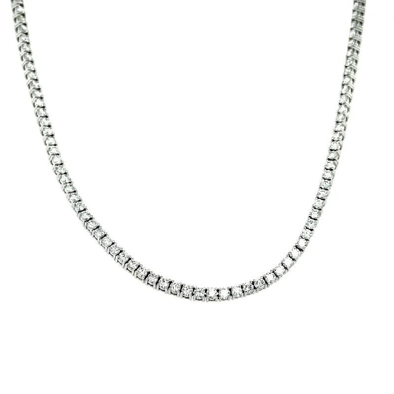 women's eco-friendly necklaces-Lady's White 18 Karat Necklace With Diamonds