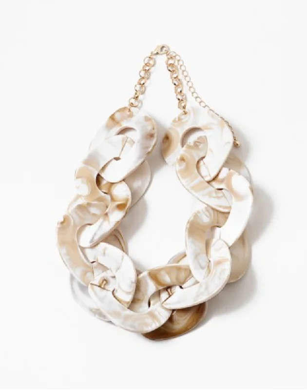 women's dainty necklaces-Ivory Resin Link Necklace