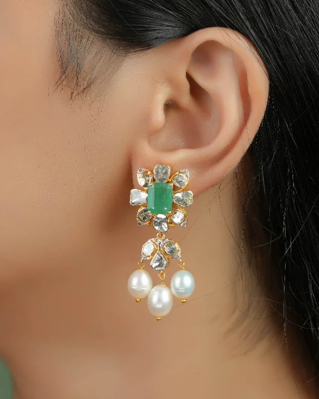 women's sapphire earrings-Shipra Polki And Diamond Long Earrings