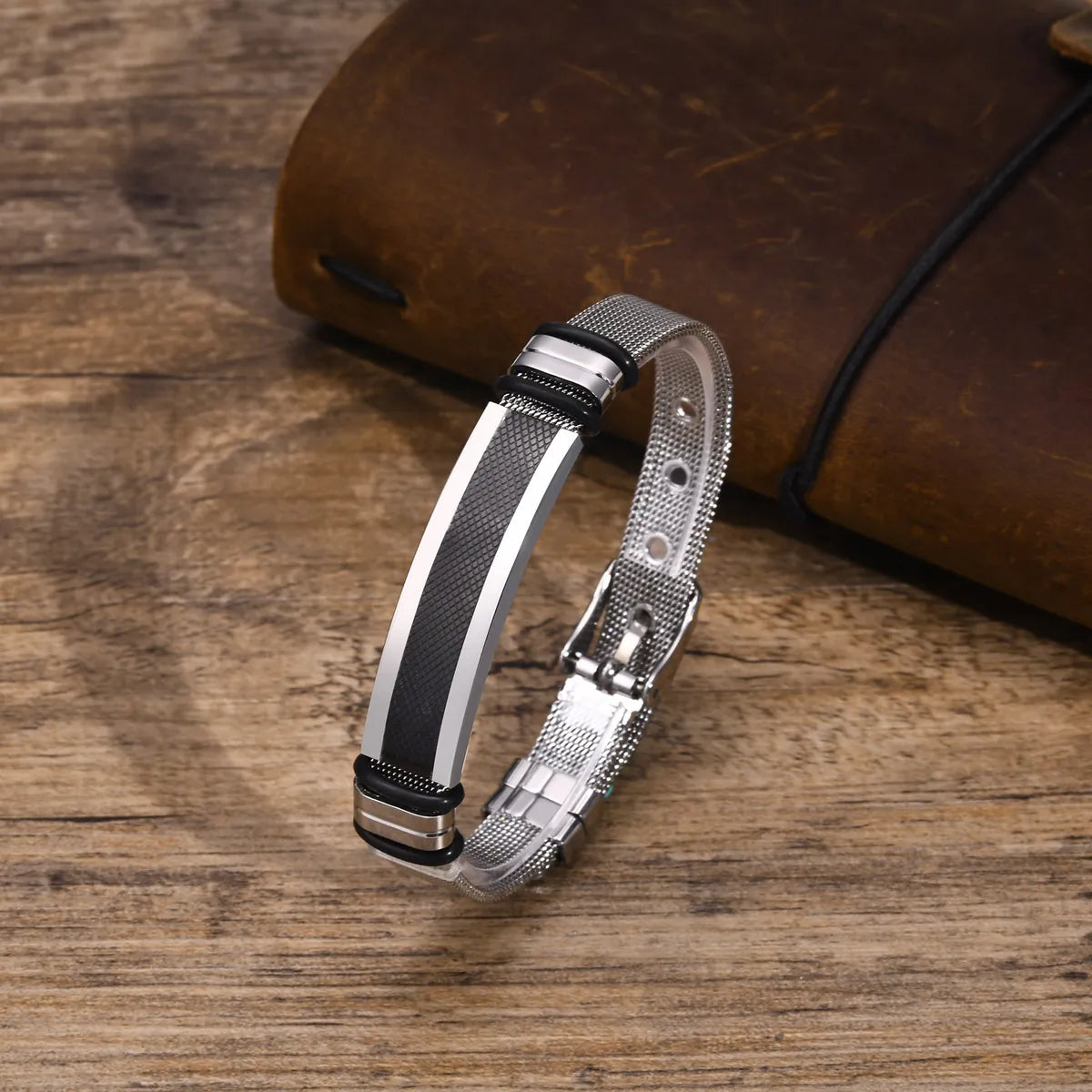 women's elegant bracelets-Wholesale Simple Style Color Block Stainless Steel Plating Carving Bangle