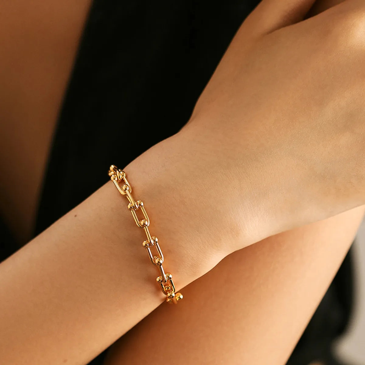 women's handmade bangle bracelets-Vintage Style Geometric Solid Color Copper Plating Chain 18k Gold Plated Bracelets