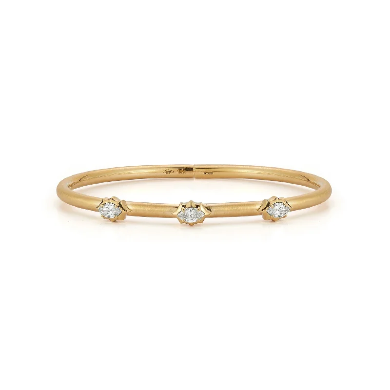 women's gold bracelets-Maverick Station Plié Bangle