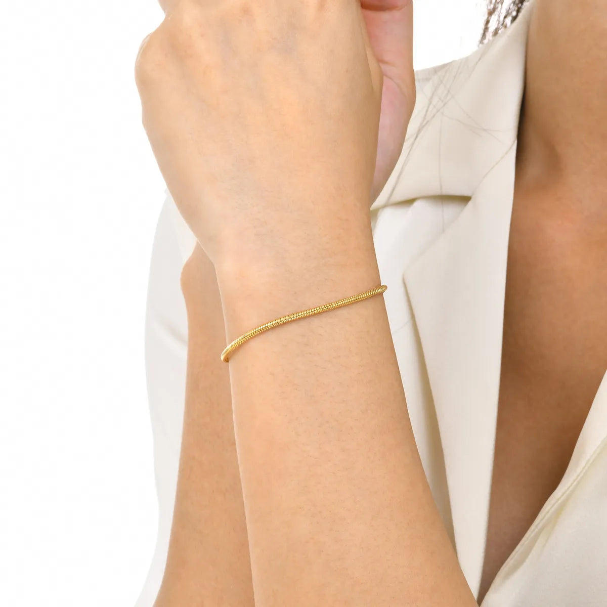 women's modern bracelets-Casual Solid Color Stainless Steel Plating Gold Plated Bracelets