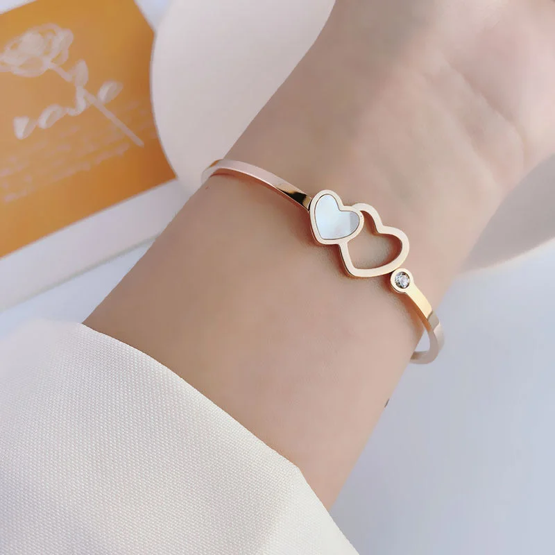 Heart-to-Heart Rose Gold Bracelet