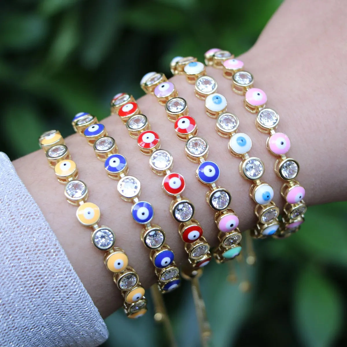 women's chain bracelets-Micro-inlaid Zircon Oil Dripping Eye Round Geometric Bracelet