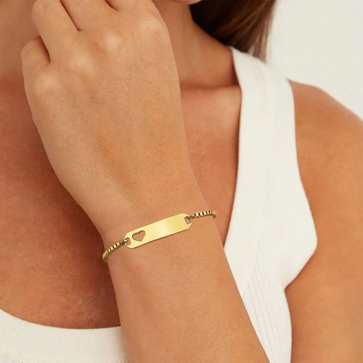 women's ruby bracelets-Simple Style Classic Style Geometric Stainless Steel Polishing Plating 18k Gold Plated Bracelets