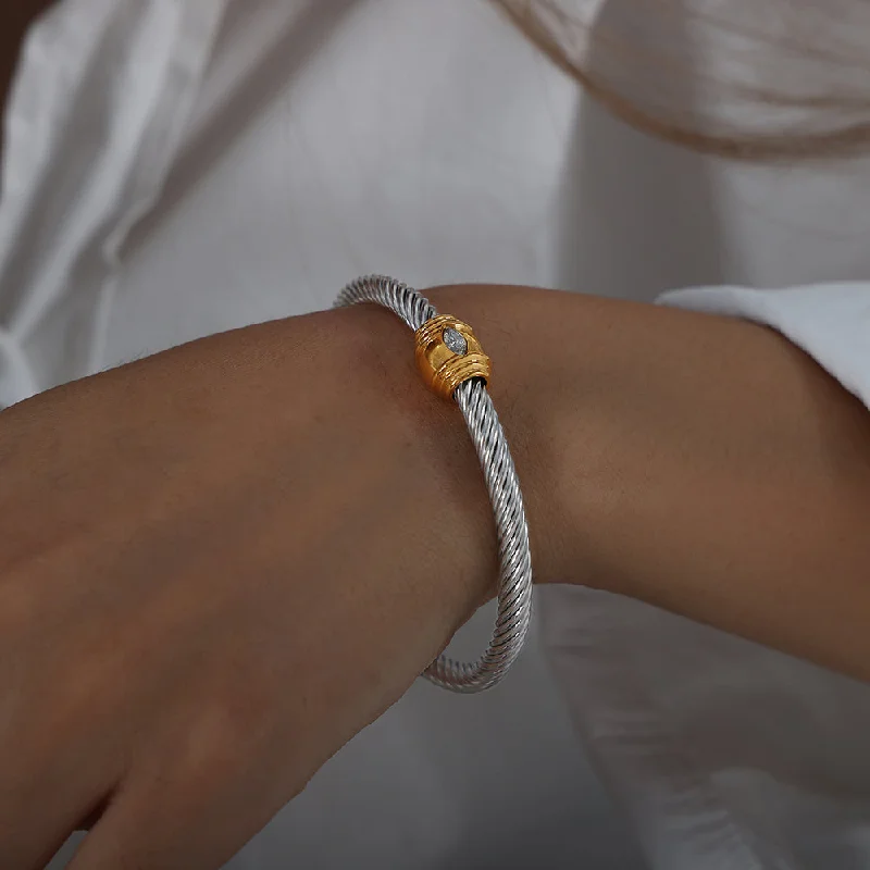 Z300-White Zircon Bracelet