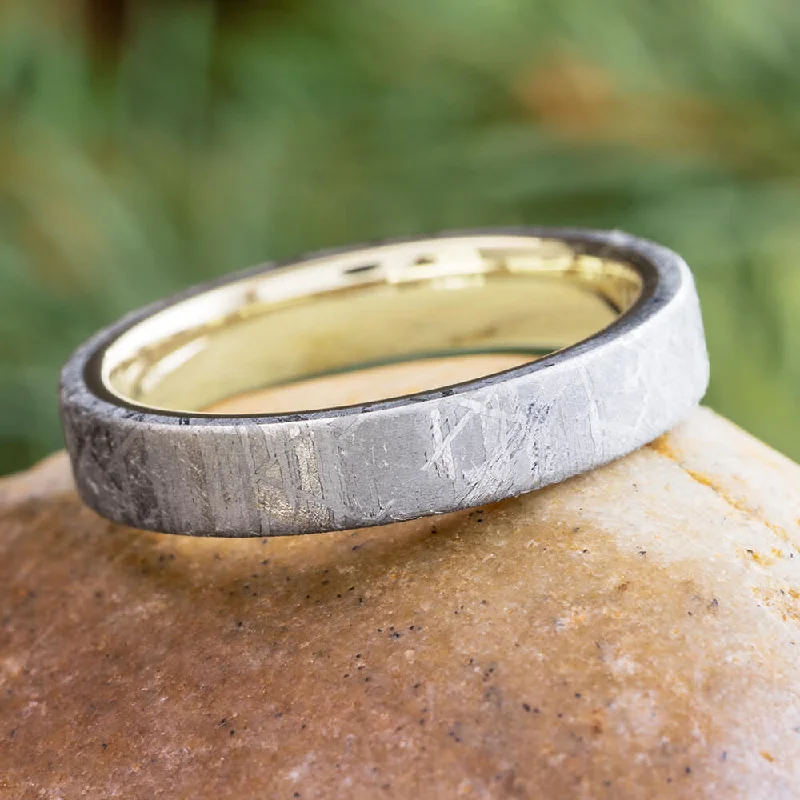 women's artistic rings-4mm Solid Gold Wedding Band Overlaid With Gibeon Meteorite