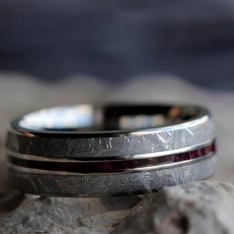 women's delicate charm rings-Meteorite Men's Wedding Band With Thin Purple Pinstripe